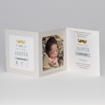 Buromac Baby Folly - Drieluikfotokaart met snor in goudfolie en bruine driehoekjes